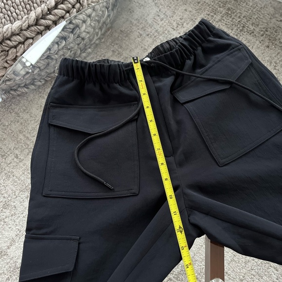 Aritzia Mercy Cargo High-waisted Relaxed Japanese Crepe Dressed Casual Pant - Picture 14 of 14